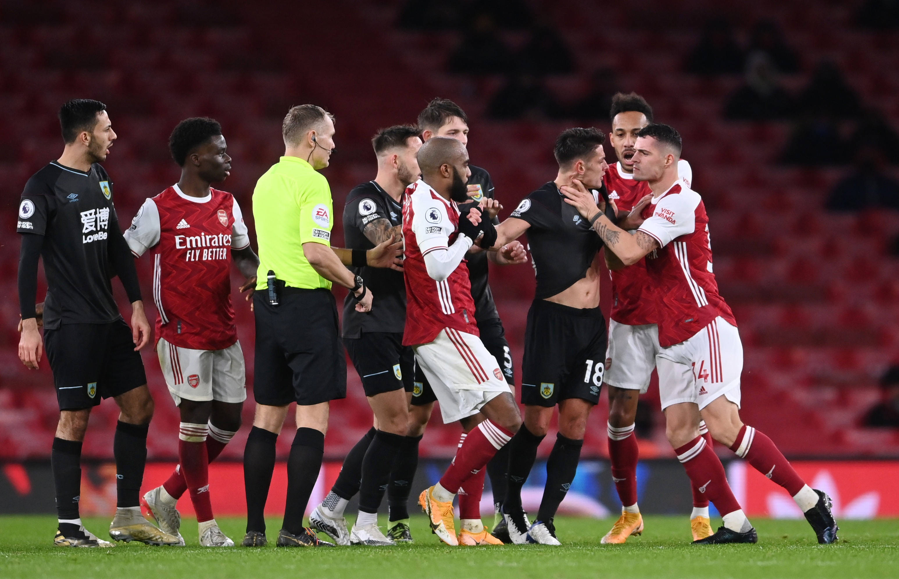 而与此同时 而与此同时